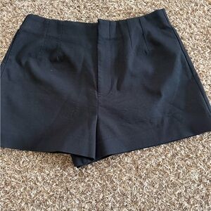 Zara Women’s High Waisted Black Shorts Size Large Chino Style Casual Preppy